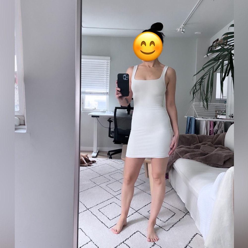 Aritzia Babaton Contour Squareneck Mini Dress